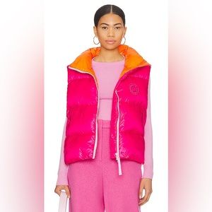 Canada Goose Atwood Vest In Fuchsia